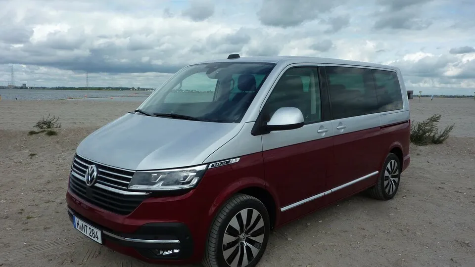 VW T6.1: Der Bulli geht online